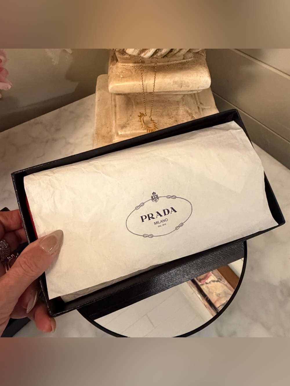 Prada Epi leather Red Textured Zip-Around Wallet with Gold Logo - Picture 17 of 17